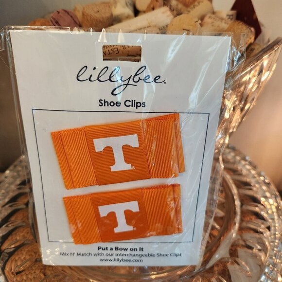University of Tennessee Volunteers Lillybee U Shoe Clips  NCAA Sorority Cheer 📣 - Picture 1 of 2